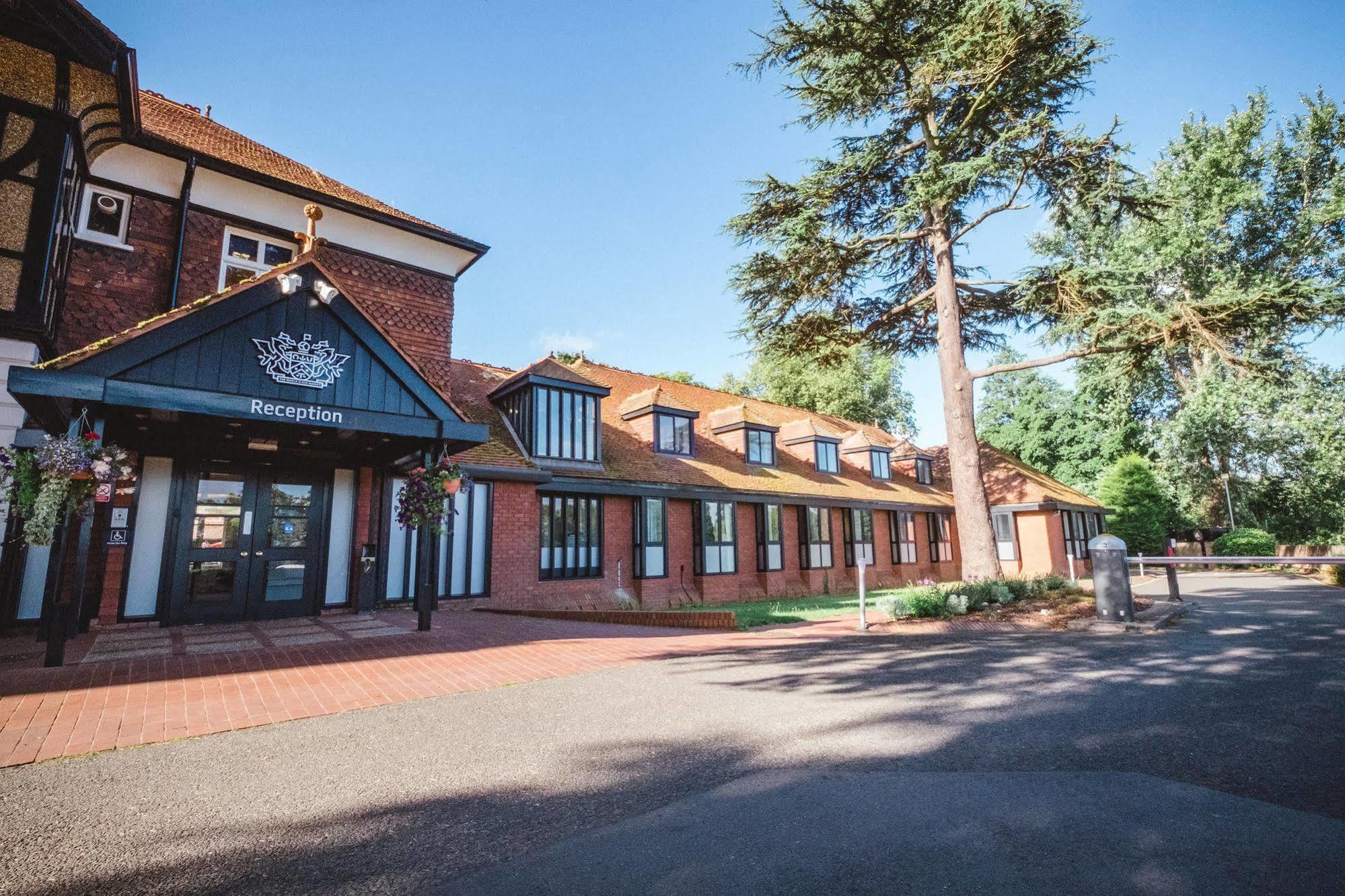 Hotel Cim Business Centre Maidenhead Zewnętrze zdjęcie